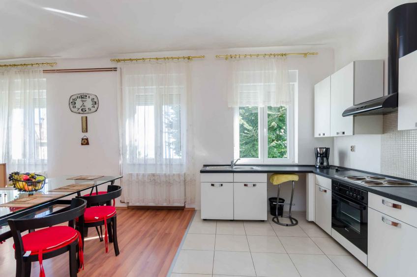 Holiday apartment with balcony and air conditioning - BF-R7WH8 - foto 9