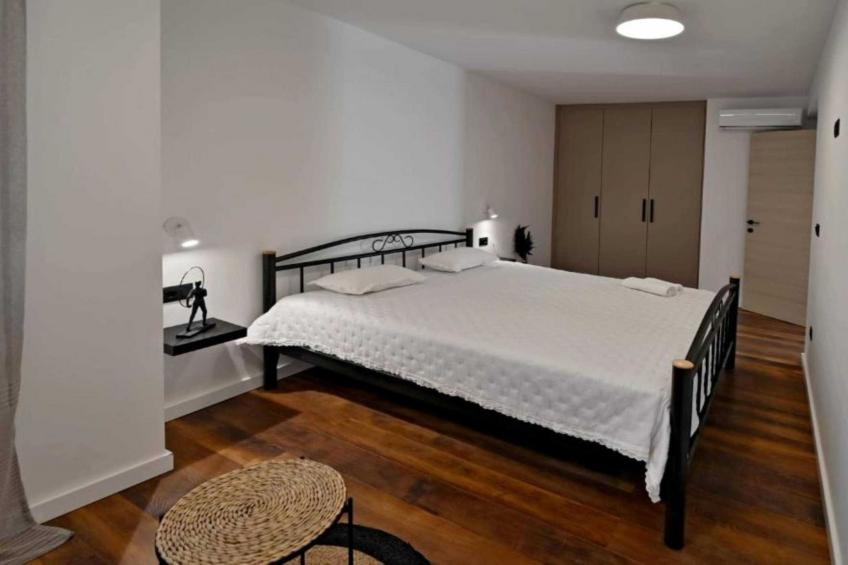 Luxury Slatine Apartments with Terrace and Garden - One Bedroom Apartment with Terrace - foto 10