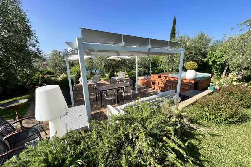 Vakantiehuis met zwembad, whirlpool en solarium - BF-VFWHH - foto 9