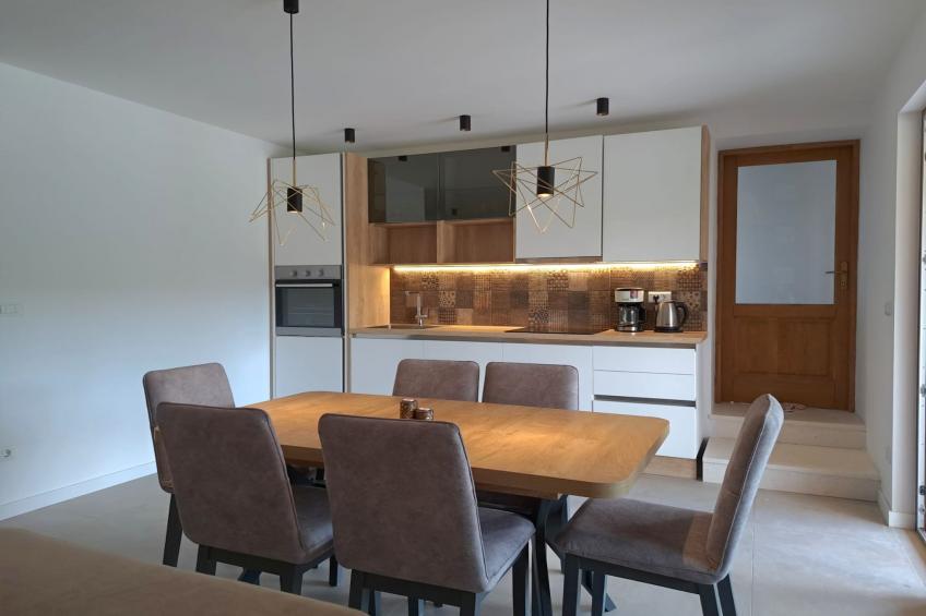 Tranquil Holiday Home with Pool, Garden, and Playground in a Peaceful Countryside Setting - Three Bedroom Holiday Home - foto 9