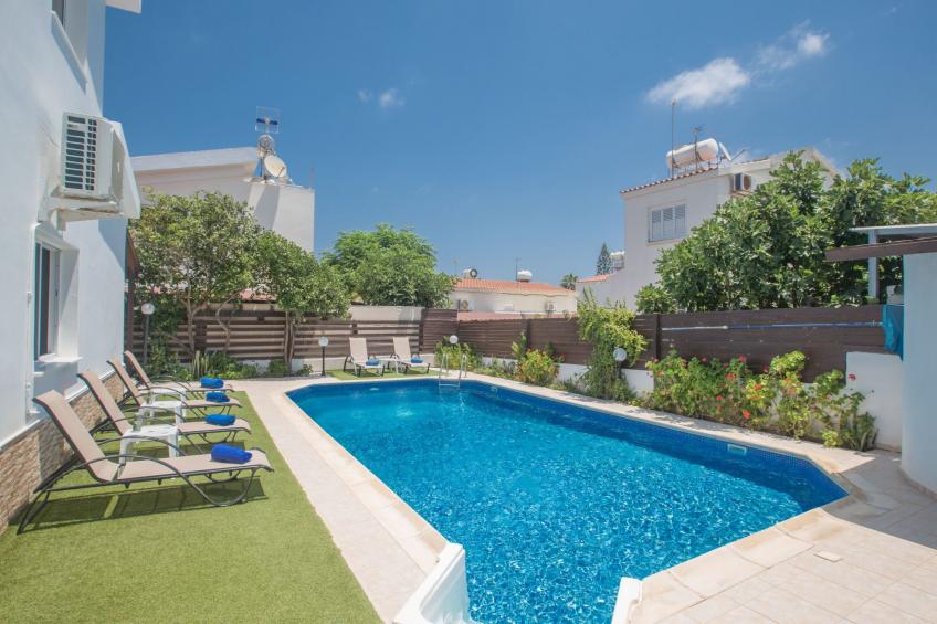 Geräumige Villa mit 3 Schlafzimmern und Pool in Protaras - foto 22