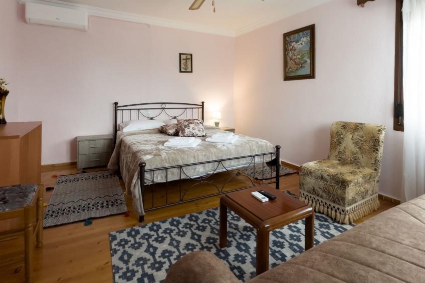 Fani's Haus unter Meteora