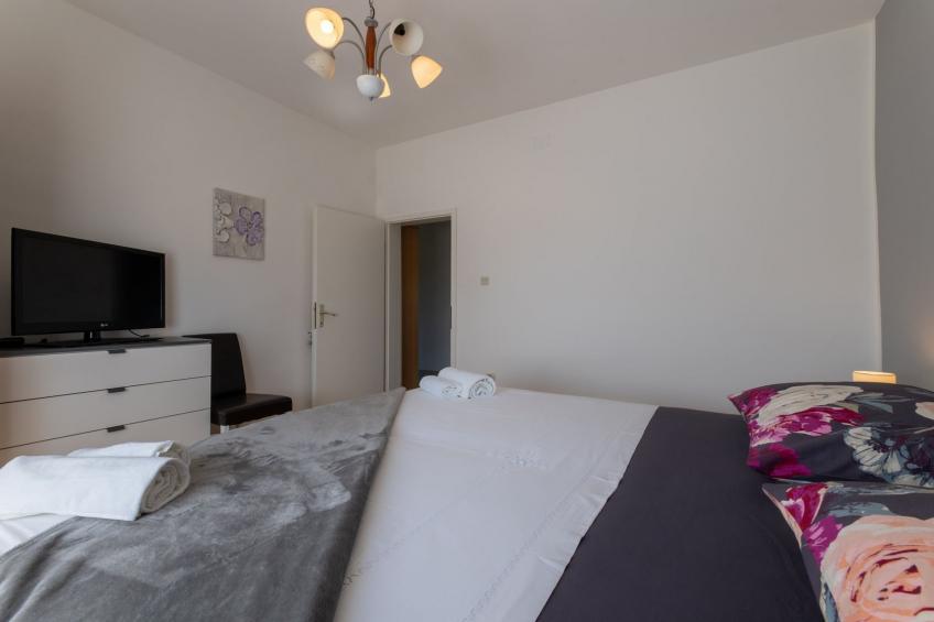 Peaceful and Cozy Holiday Home near Imotski - Two Bedroom Holiday Home - foto 7