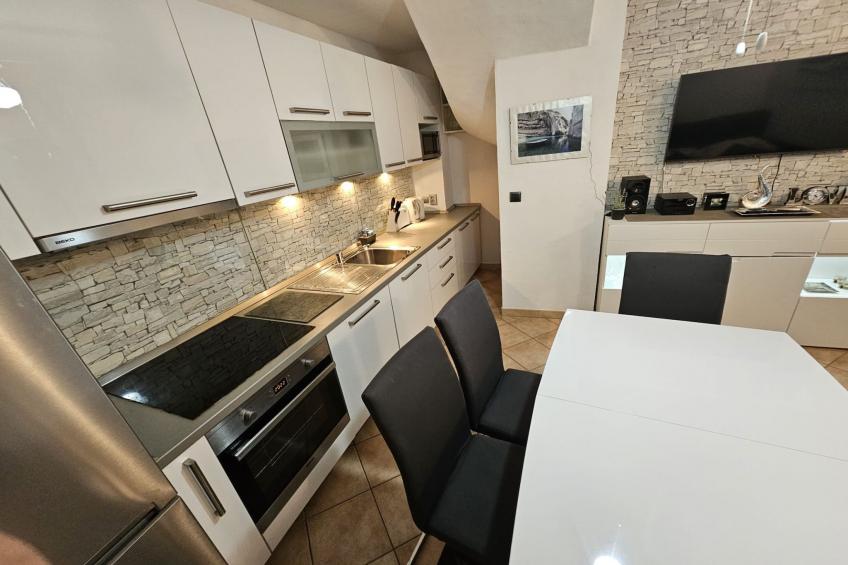 Apartments Diadora - Studio apartment Stone (ground floor) - foto 2