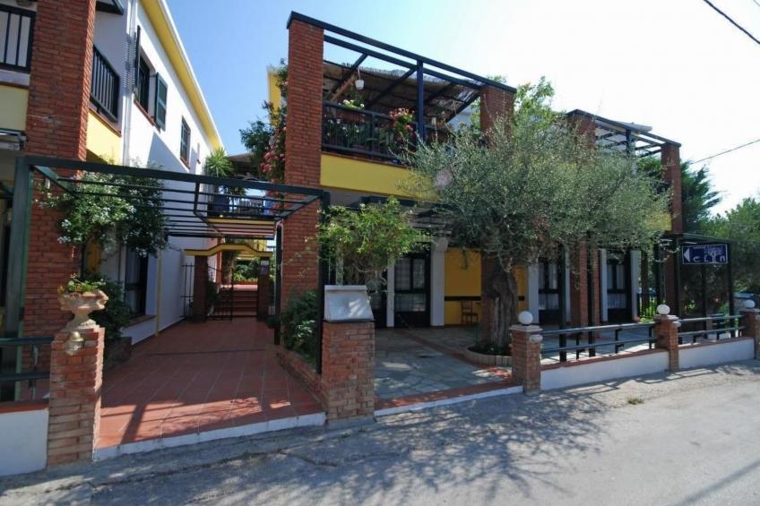 Elia Apartments Afytos - foto 2