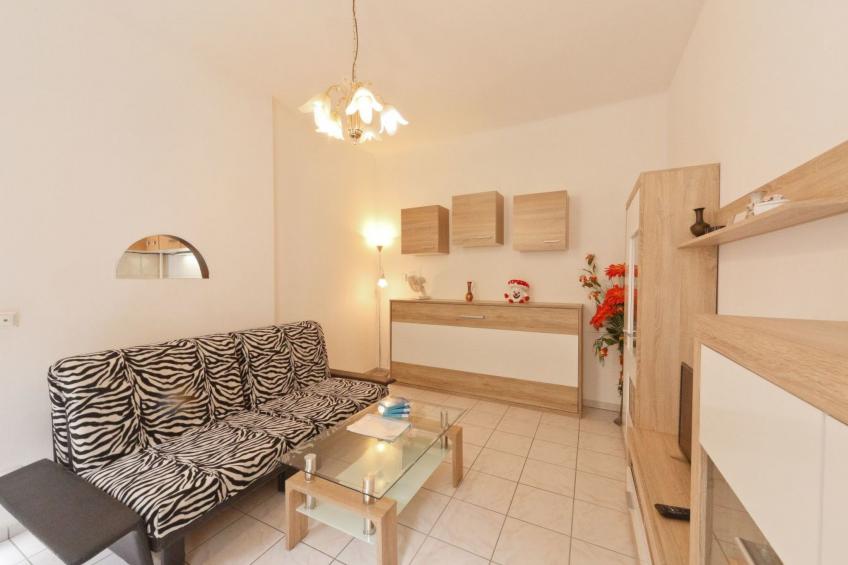 Wohnung in Fünfhaus mit Garten - foto 2