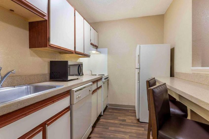 2 Queen Beds | Suite, Non-Smoking, Micfridge - foto 3