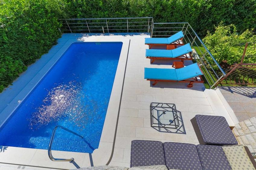 Relaxing Holiday Home with Pool, Fitness Area, and Entertainment Facilities - Six Bedroom Holiday Home - foto 38