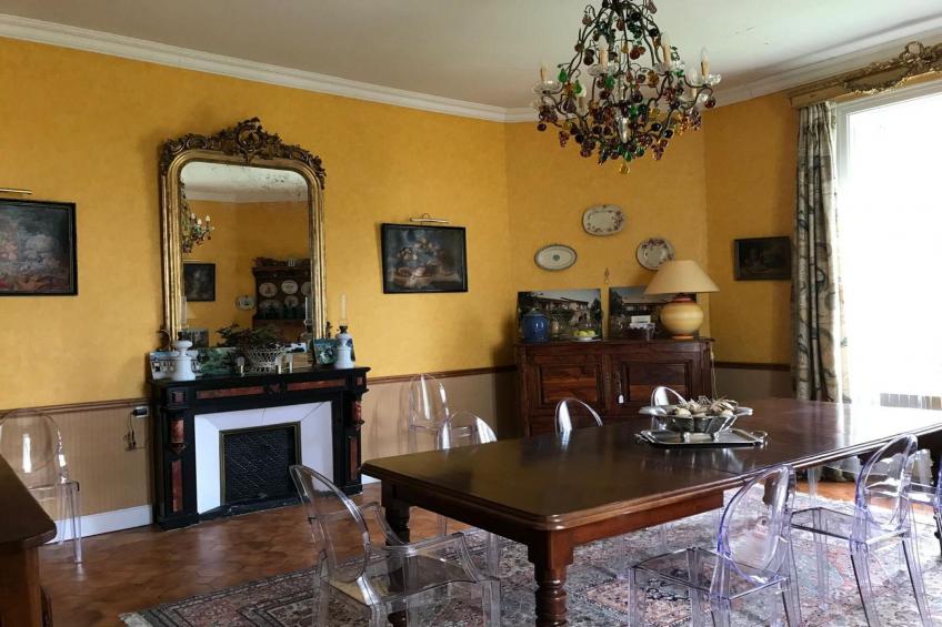 Maison de Maitre avec piscine - foto 17