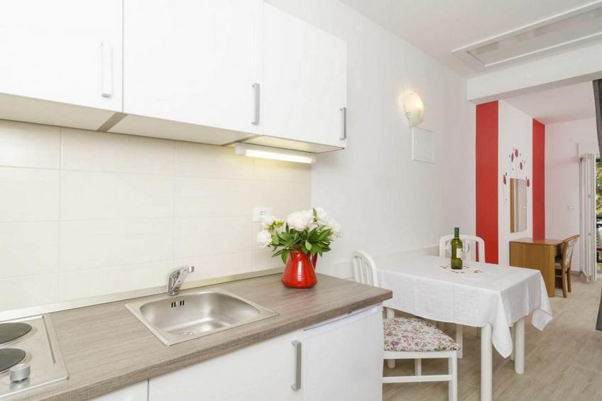 Apartments Matuško Mljet - One Bedroom Apartment with Balcony and Sea View - foto 5