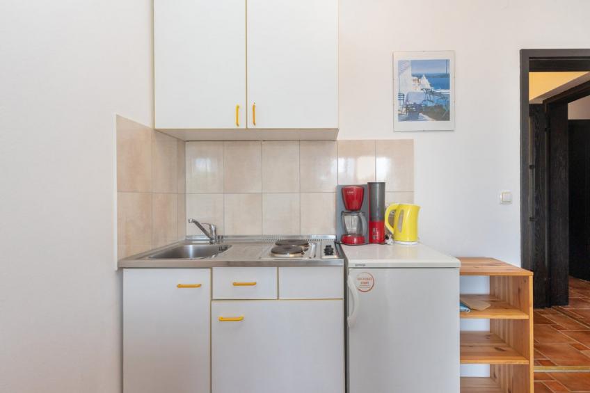 Apartments Ilija Njavro - Studio Apartment with Balcony (Apartment 1) - foto 2