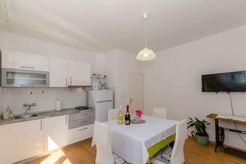 Ferienwohnung mit Klimaanlage, Terrasse und Meerblick in Jelsa - BF-T6D97 - foto 6