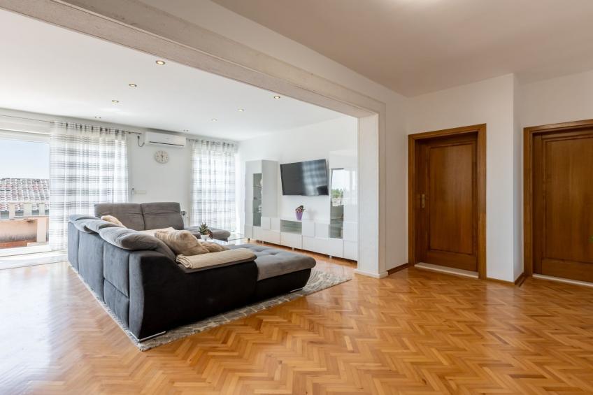 Apartment Merita - Two Bedroom Apartment with Balcony - foto 3