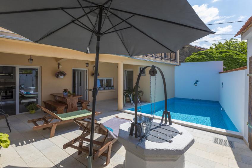 ODISEJA / HR-10262-01