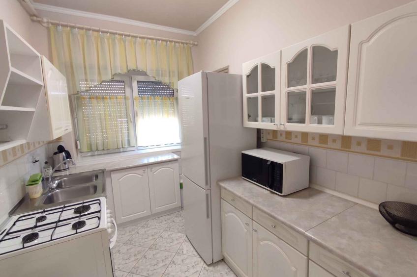 Holiday apartment near the beach in a quiet street - BF-NHRTH - foto 13
