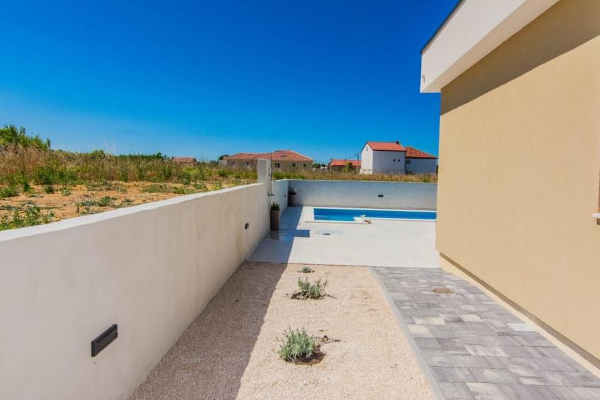 Neues modernes Poolhaus in Privlaka - foto 6