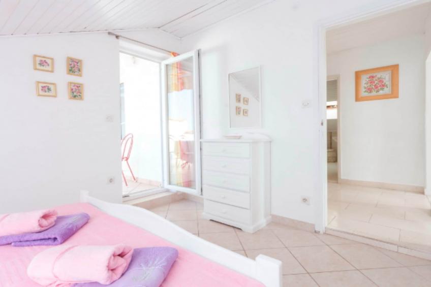 Apartments Lili - Two Bedroom Apartment with Sea View 3 - foto 9