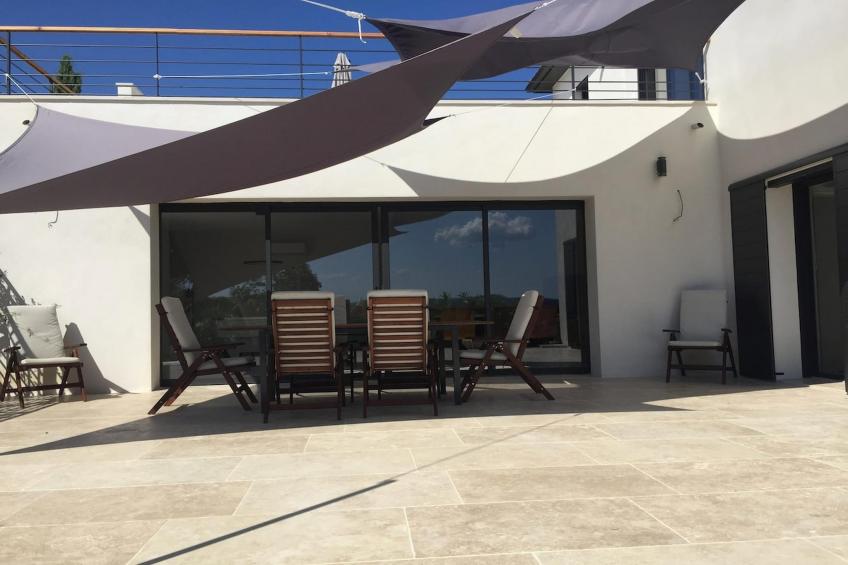 Belle maison avec piscine à débordement chauffée - foto 35