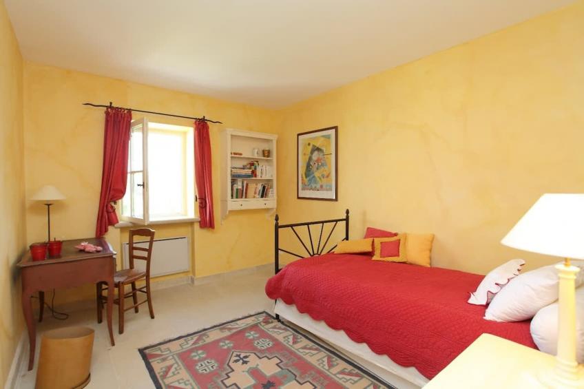 Bastide avec piscine 3 terrasses dans un écrin de verdure - foto 16