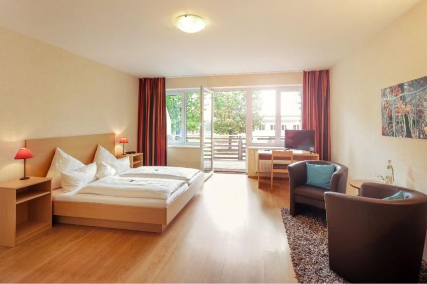 Superior Double Room with Lakeview Balcony