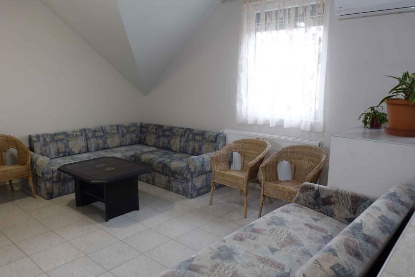 Holiday apartment with cozy garden furniture - BF-CNMM - foto 17