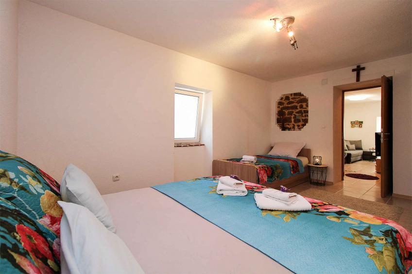 Holiday apartment with air conditioning - BF-Y2V3J - foto 20