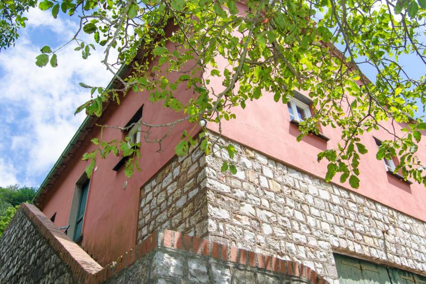 Appartement in Castiglione Chiavarese mit Garten