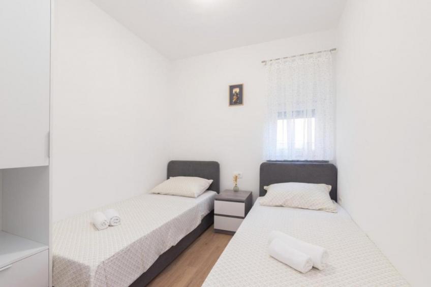 Mihael Holiday House - Three Bedroom Holiday Home with jacuzzi - foto 14