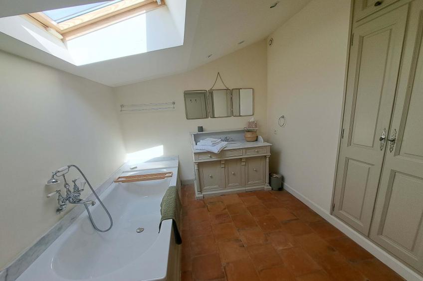 Mas Maillane demeure du XVIIIe entièrement rénové - foto 47