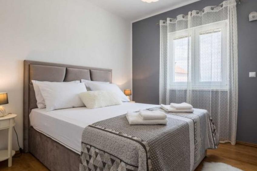 Holiday house Flora with pool - foto 18