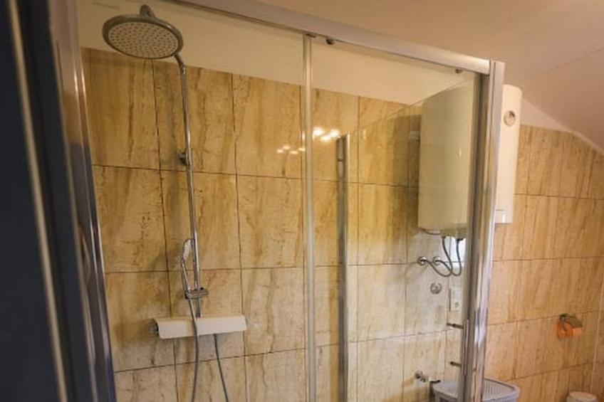 Exclusive Elegant Villa with Pool in Kastel Novi - Seven Bedroom Villa with Pool - foto 17