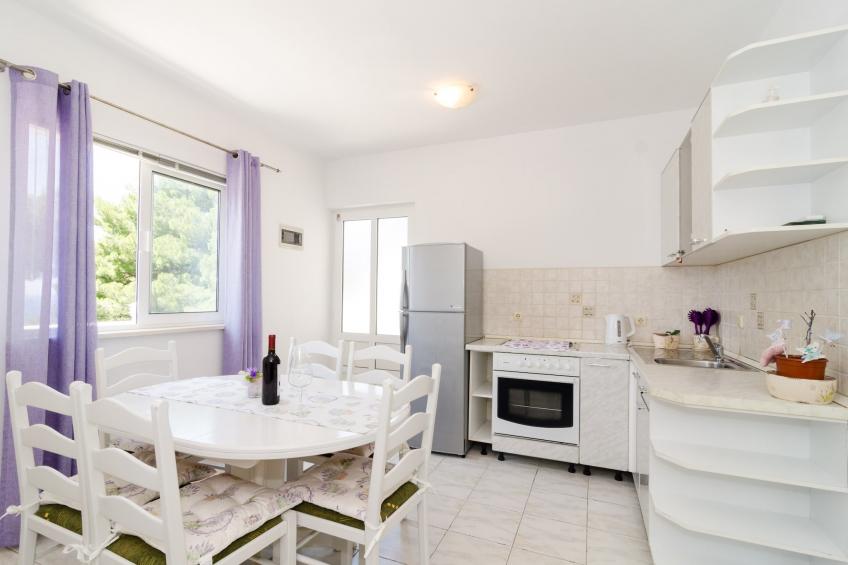 Apartments Villa Dingač-Borak - Comfort Two Bedroom Apartment with Balcony No.6 - foto 3