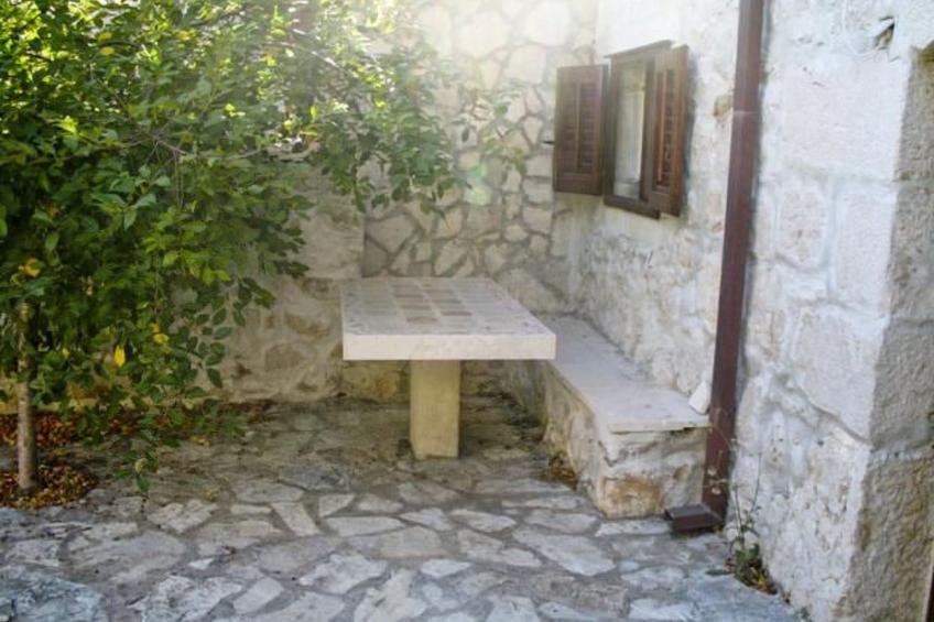 Wohnung in Zavala mit schönem Garten - foto 2