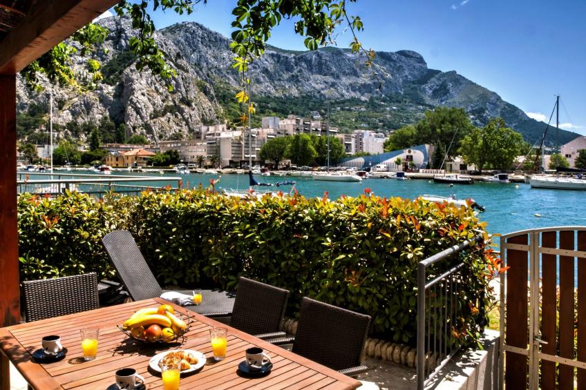 Ein luxuriöses Apartment in der Nähe des Zentrums, am Flussufer - foto 4