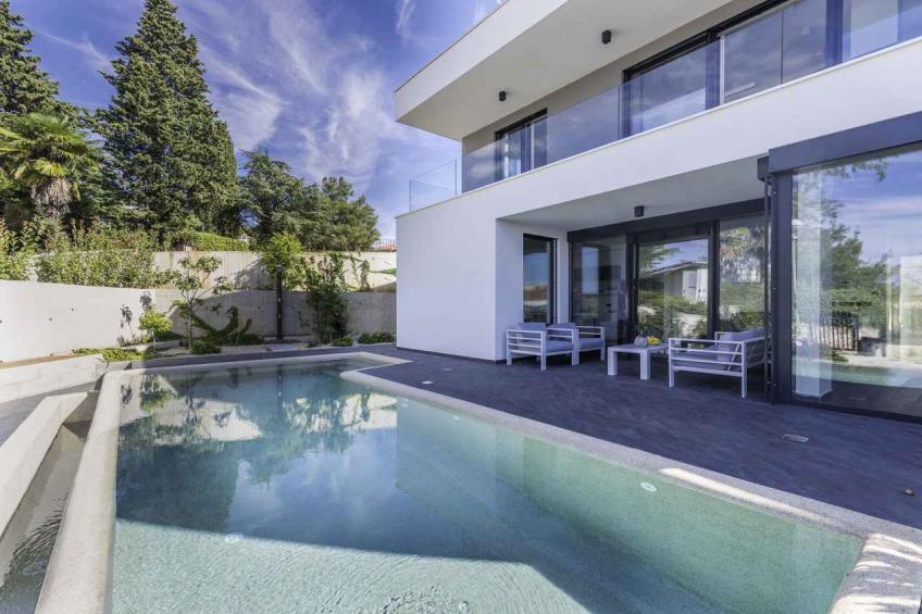 Villa with private pool, jacuzzi and sauna - BF-GZZ8W