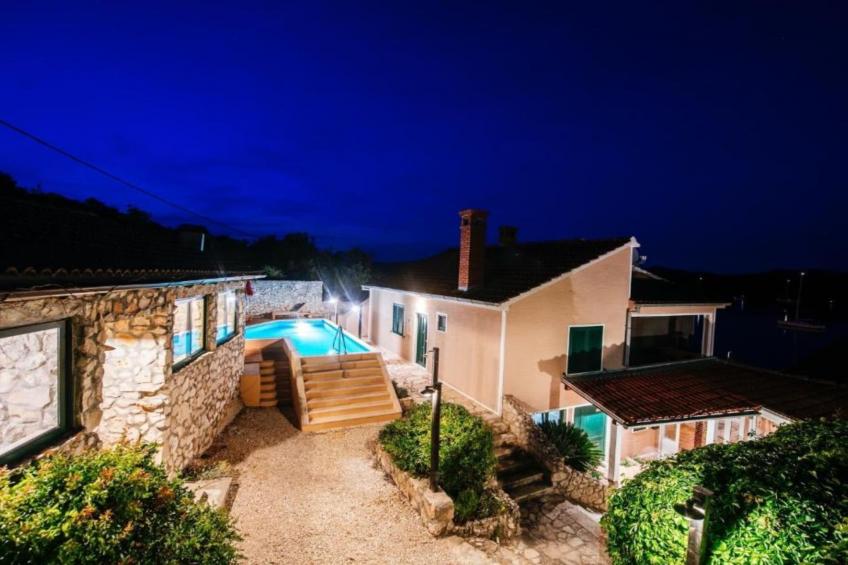 Holiday Home Villa Rokov - Five-Bedroom Villa - foto 42