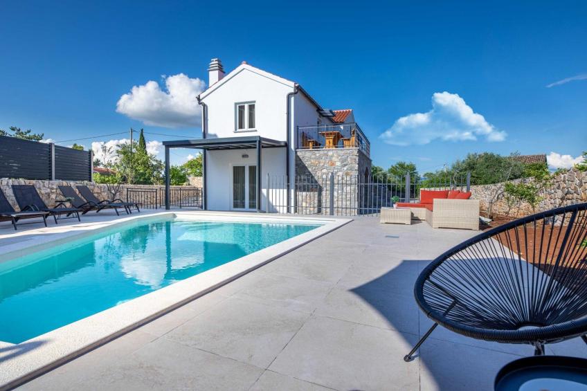 Luxury Krk Villa with Private Pool and Gardens - Three Bedroom Villa - foto 23