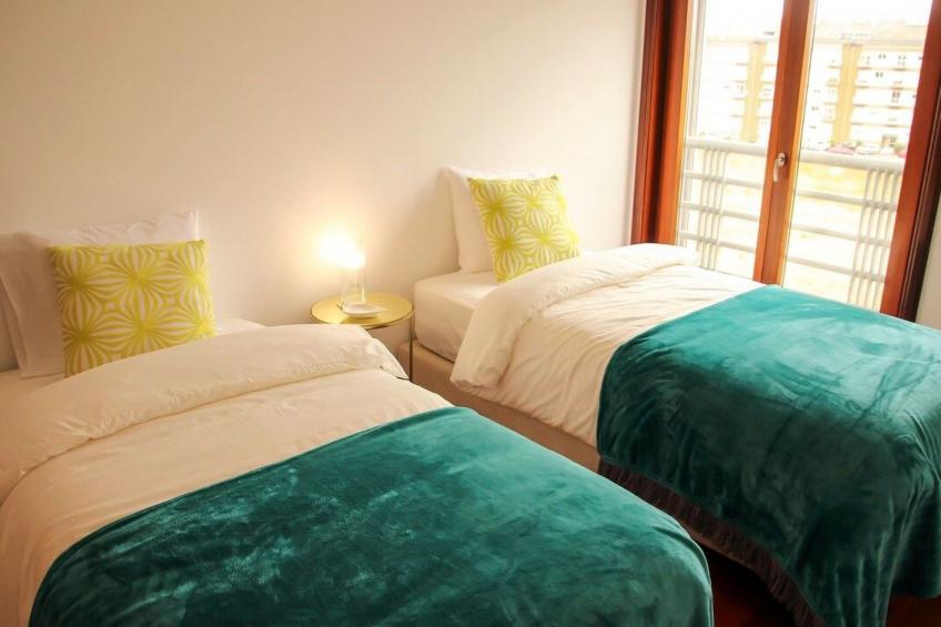 Turmhaus mit freier Garage - foto 5