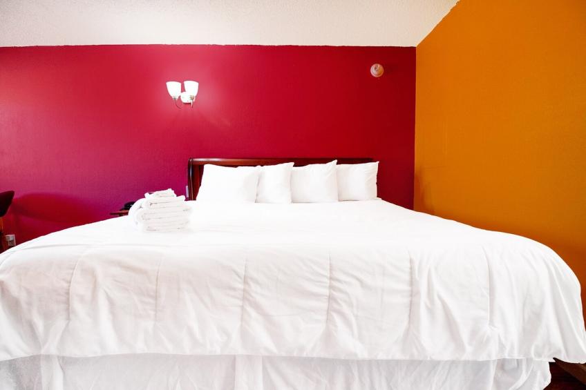 King Bed Accessible