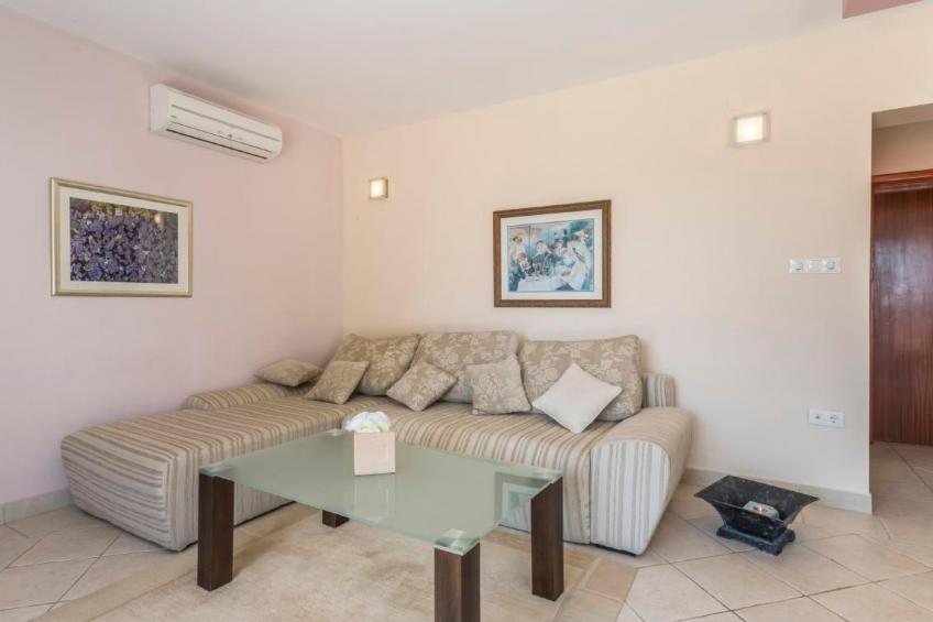 Charmantes Ferienhaus in Medići mit Privatem Pool - foto 25