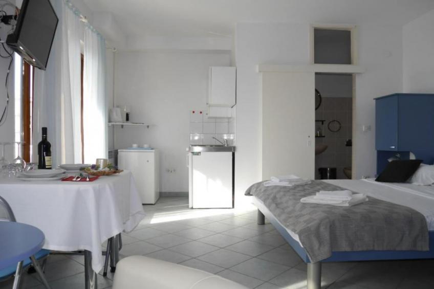 Dugi Rat Seaside Apartments - Studio Apartment 2 - foto 5