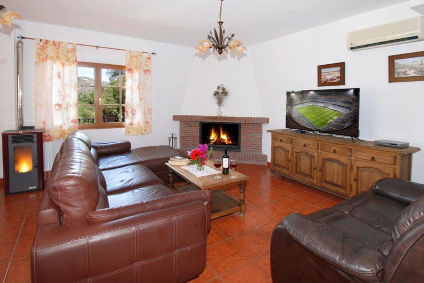 Villa Los Pinos, Beheizter Pool, Wifi, AC, BBQ - foto 20