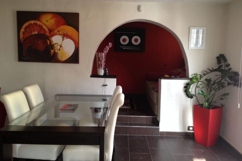 Haus mit beheiztem Schwimmbad, Berg- und Meerblick - foto 8