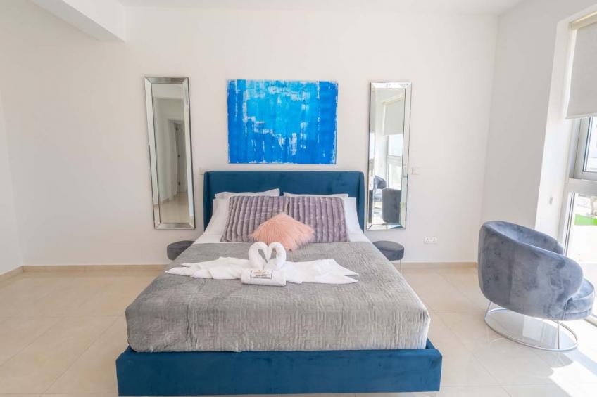 Luxuriöse Villa mit 4 Schlafzimmern, Pool und Whirlpool - foto 26