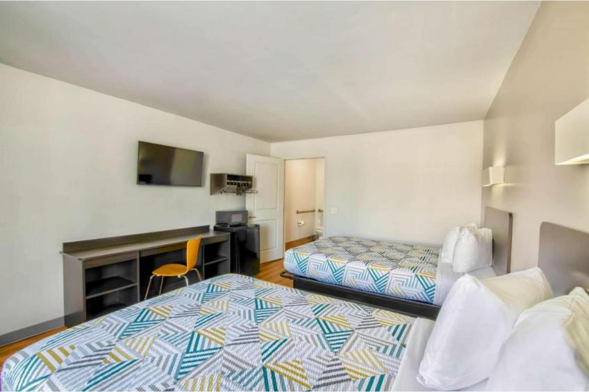 2 Full Beds  Non-Smoking - foto 14