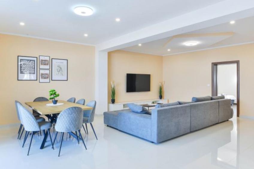 Apartment Holiday House Diana - foto 13