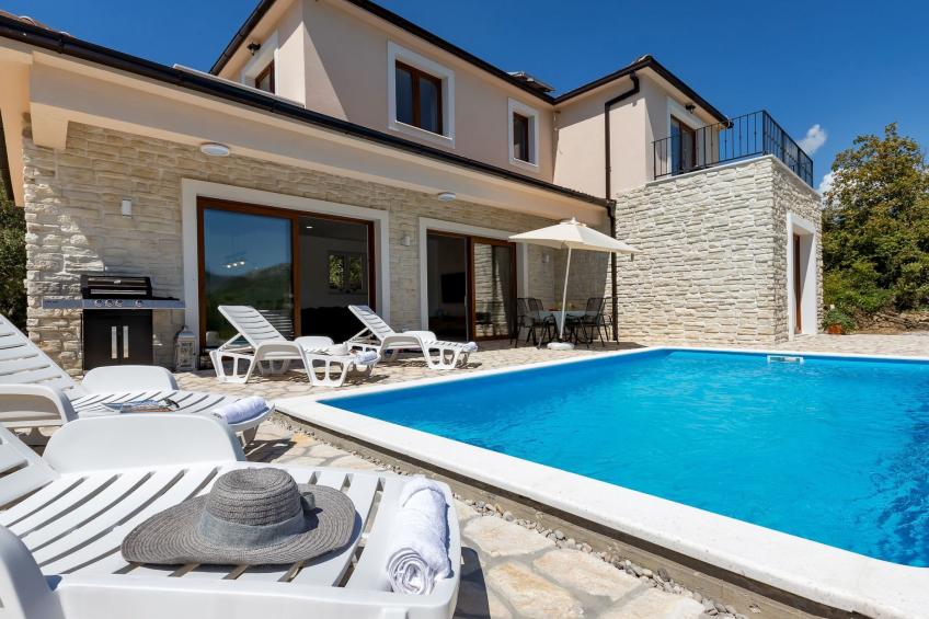 Alleinstehende Villa Slime mit Pool und Garten - foto 11