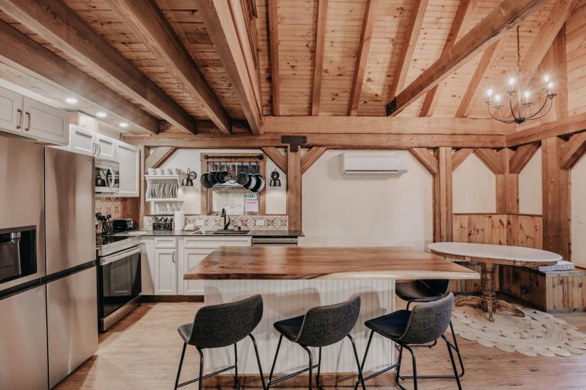 Neues modernes rustikales Haus mit AC, Whirlpool, Haustiere OK - foto 5