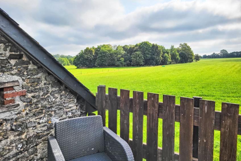 Gemütliches Steinhaus mit toller Sonnenterrasse inmitten von Feldern und Wiesen - foto 18
