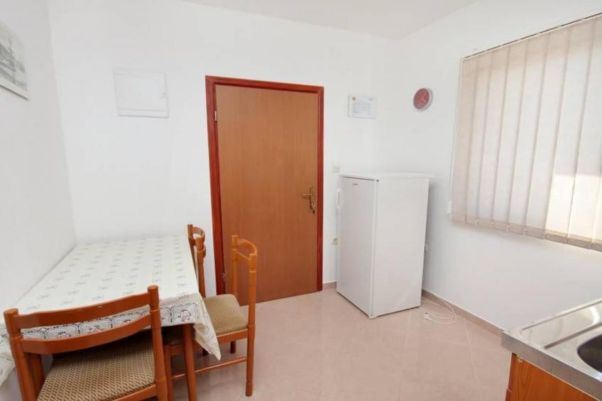 Apartments Bionda Senj - One Bedroom Apartment with Terrace 4 - foto 2